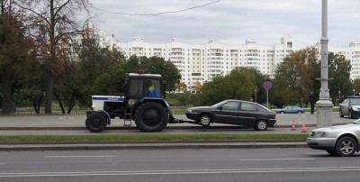 Трактор "Беларусь" - эвакуатор ДПС в Минске!